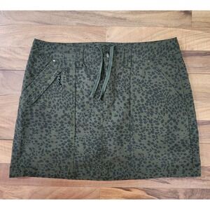 Title Nine Big B Skort Fiero Sz 8 Green Skirt Ripstop Outdoor Hiking Beach Golf